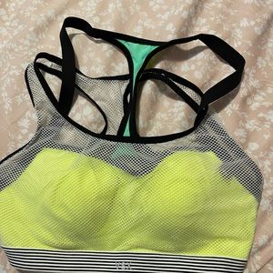 Victoria secret sports bra